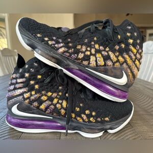 Nike LeBron 17 Lakers Basketball Shoes Men’s Size 9.5